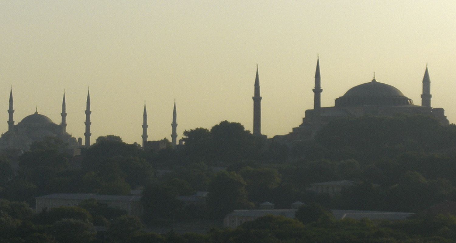 Alba sul Bosforo, Istanbul